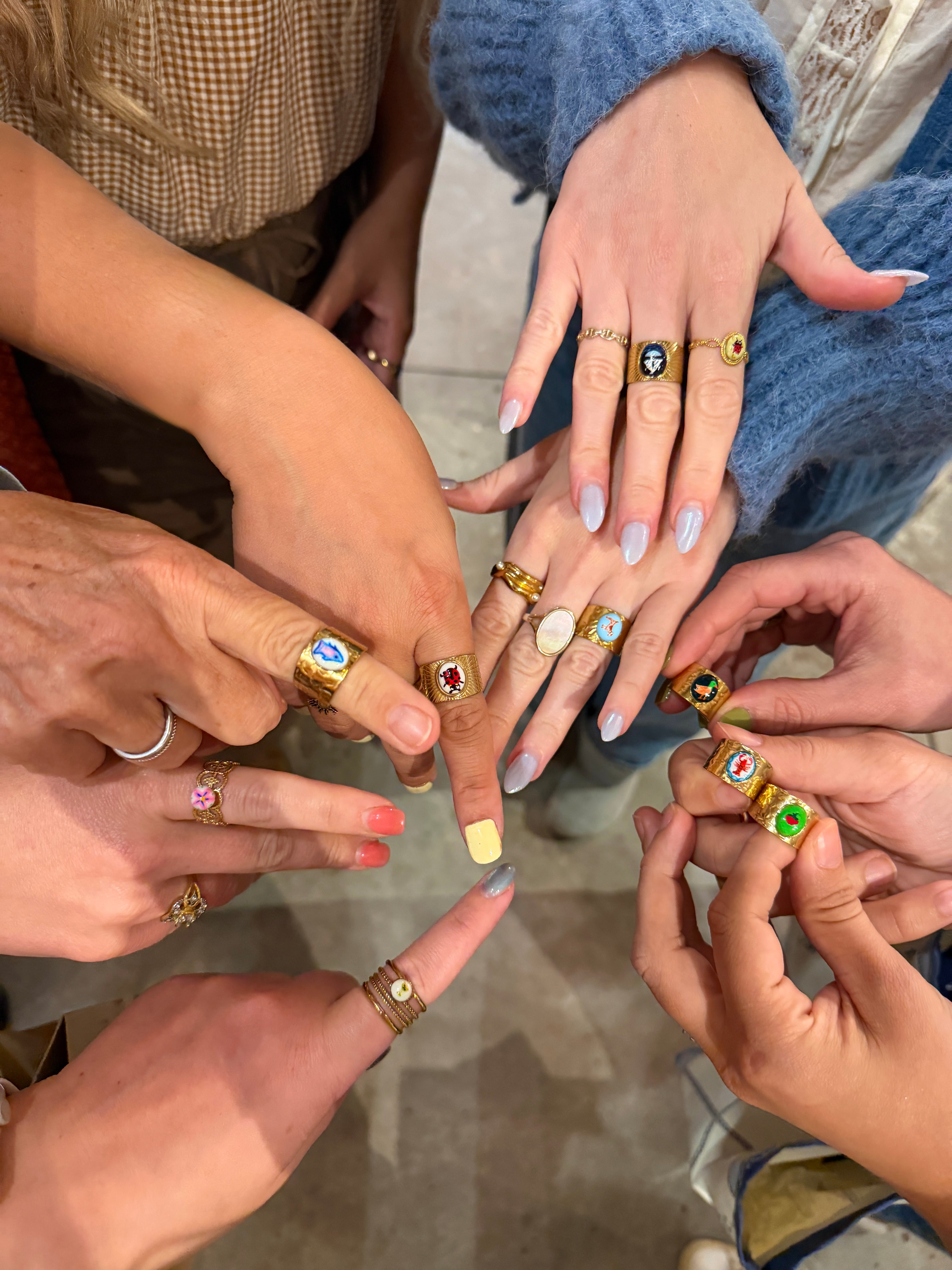 Jewelry Painting with Kelly Driver from Love from Lowcountry July 10th, 17th, 21st 5:30pm